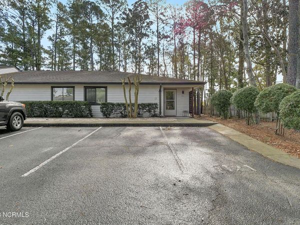 1507 Military Cutoff Road , Unit Apt 121, Wilmington, NC 28403