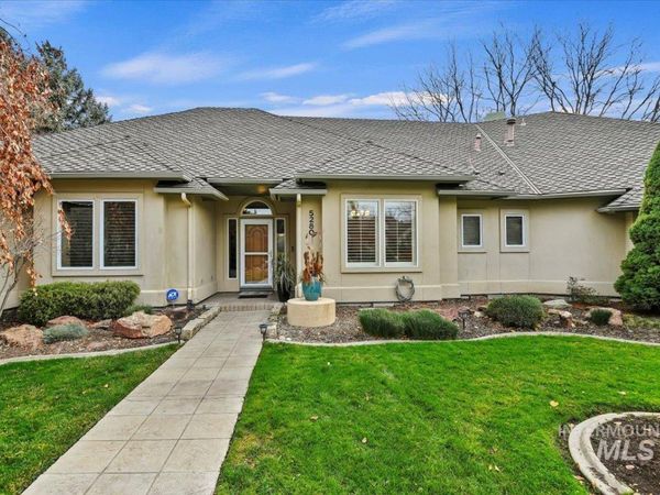 5280 N Lakemomt Ln, Garden City, ID 83714