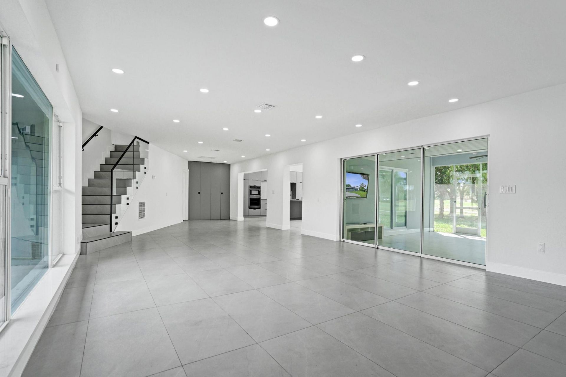 6700 E Tropical Way, Plantation, FL 33317 Photo