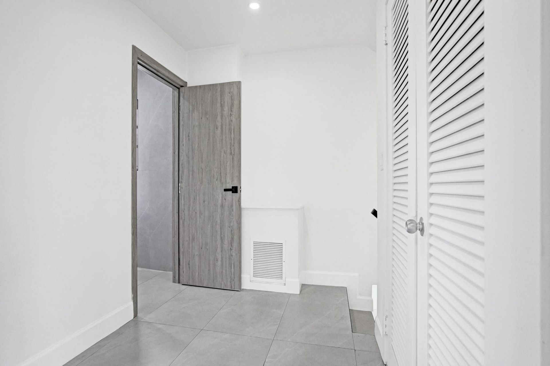 6700 E Tropical Way, Plantation, FL 33317 Photo