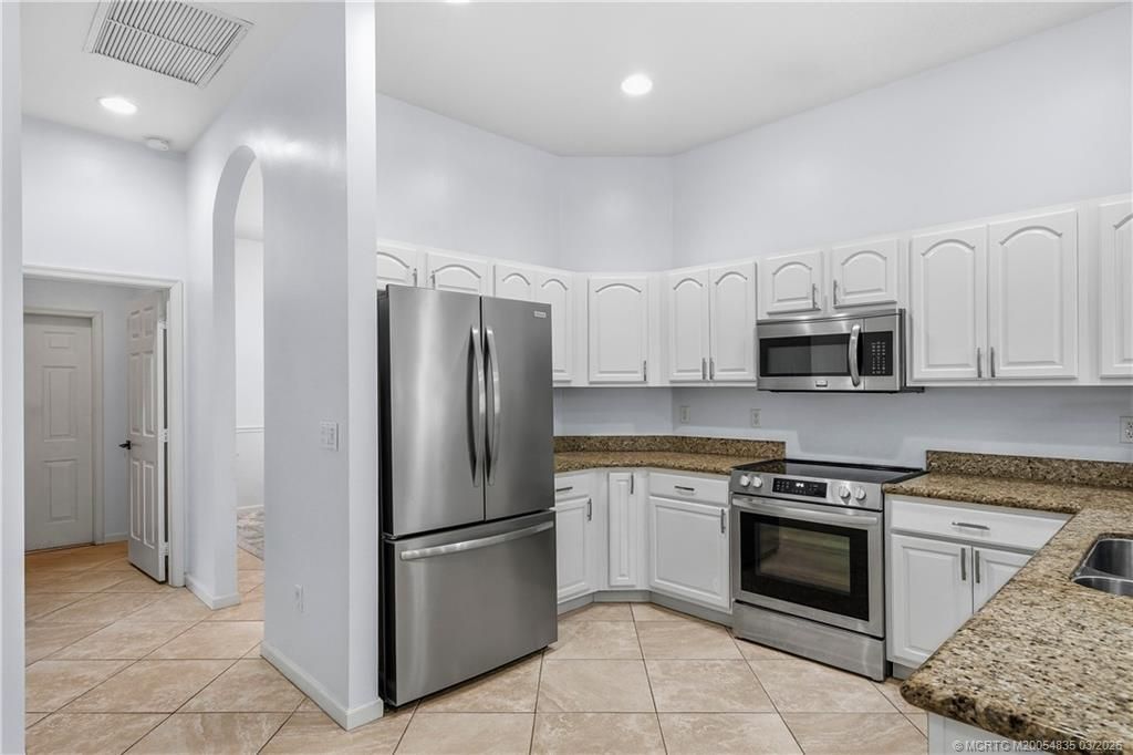 2526 SW Abney Street, Port Saint Lucie, FL 34953 Photo