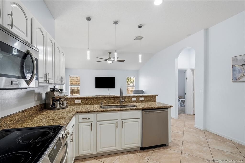 2526 SW Abney Street, Port Saint Lucie, FL 34953 Photo