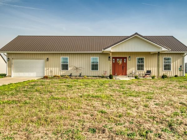 894 Union Chapel Road , Scottsville, KY 42164