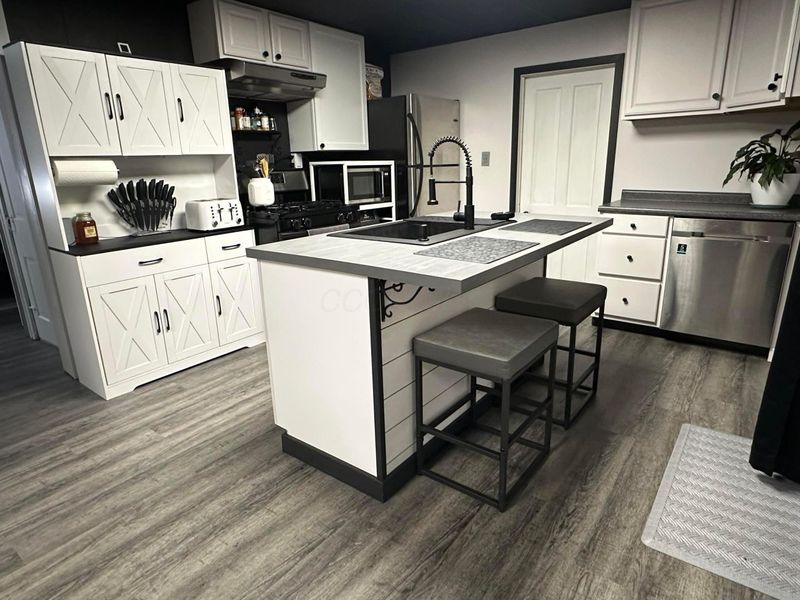 385 Water Street , Duncan Falls, OH 43734 Photo 4