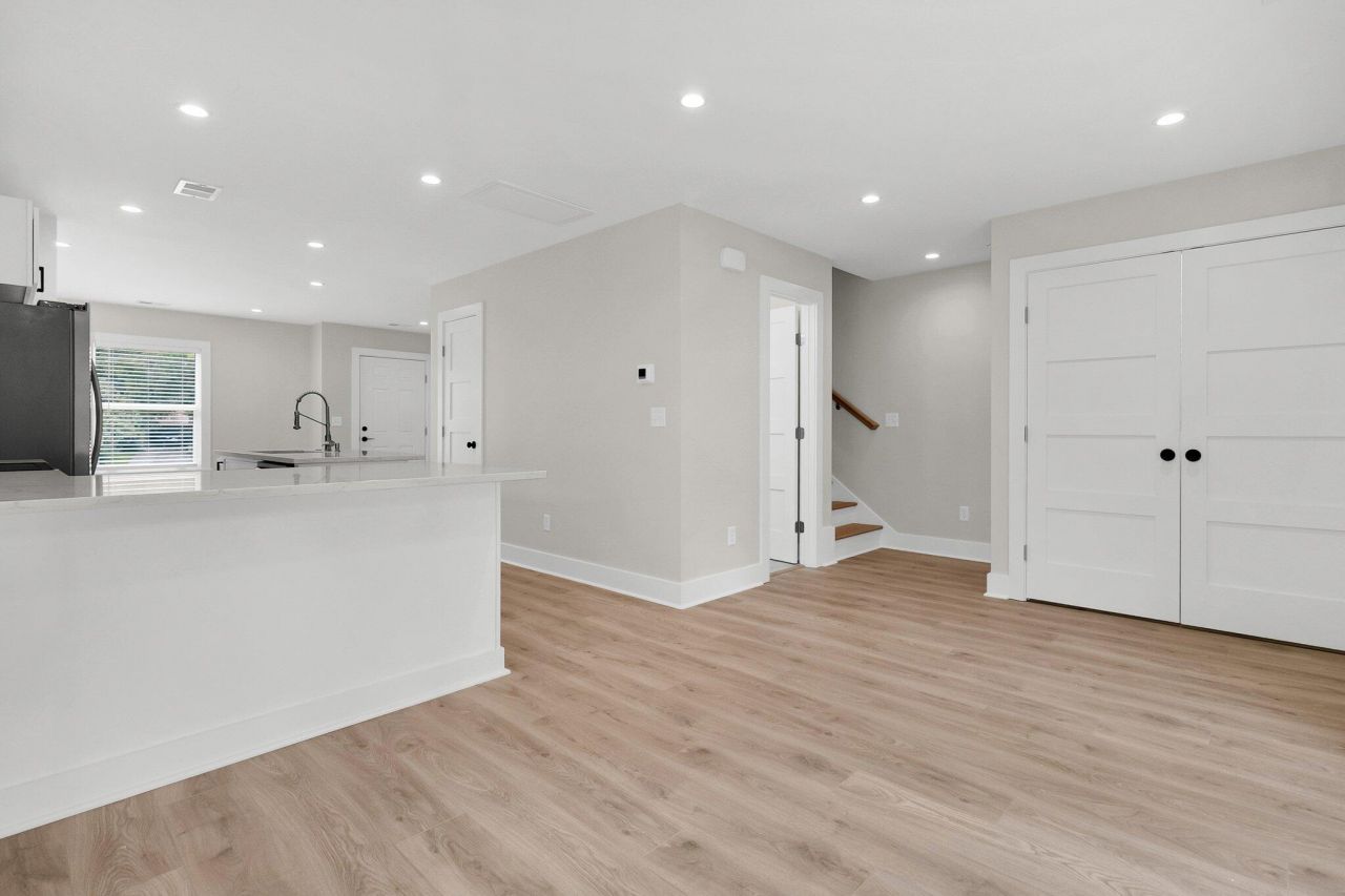 1752 Skinner Avenue Photo 14