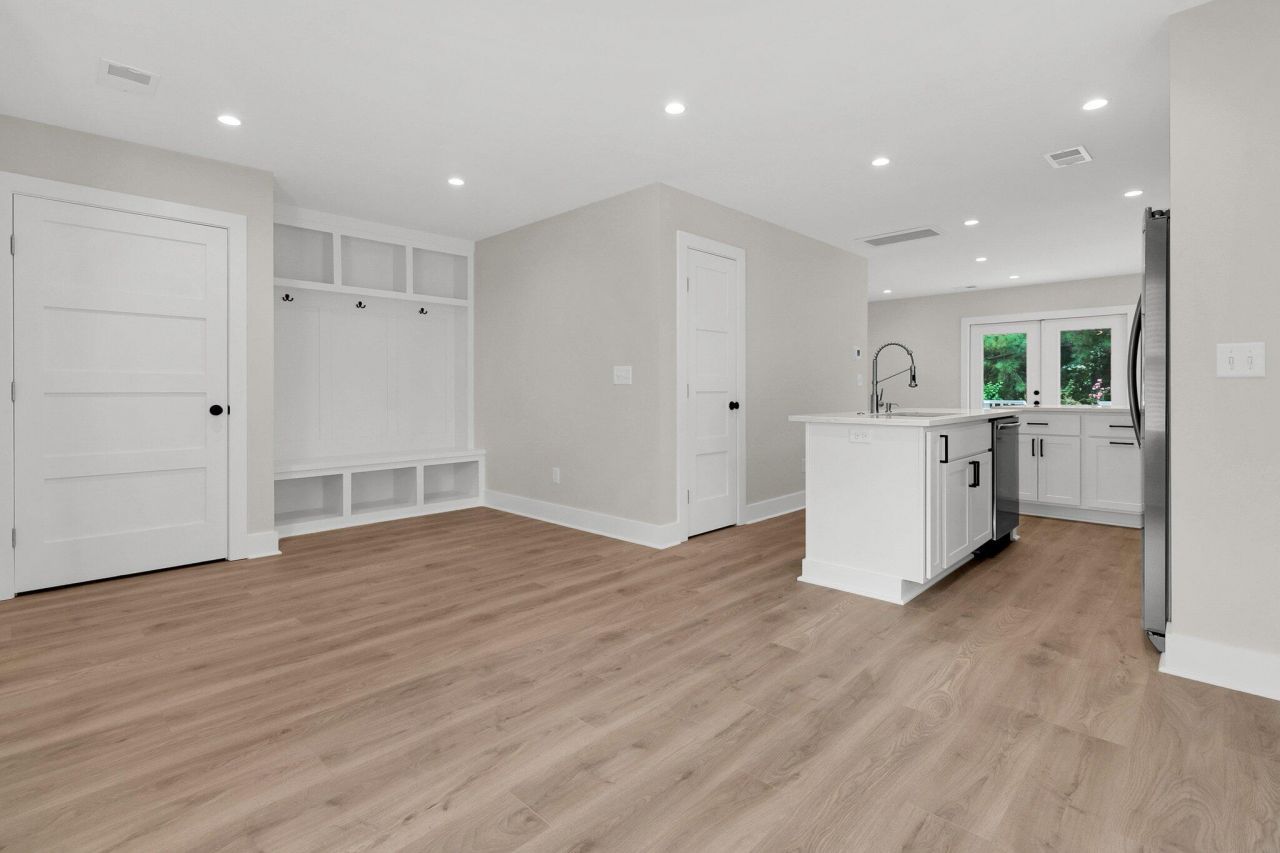 1752 Skinner Avenue Photo 19