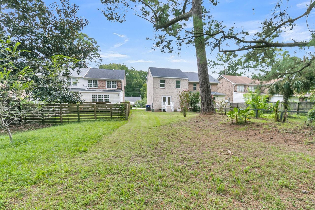 1752 Skinner Avenue Photo 37