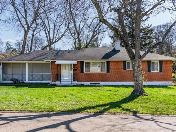 4024 Overland Trail, Kettering, OH 45429