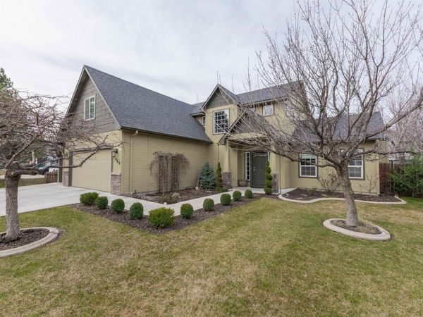 1964 W Odessa Ave, Nampa, ID 83686