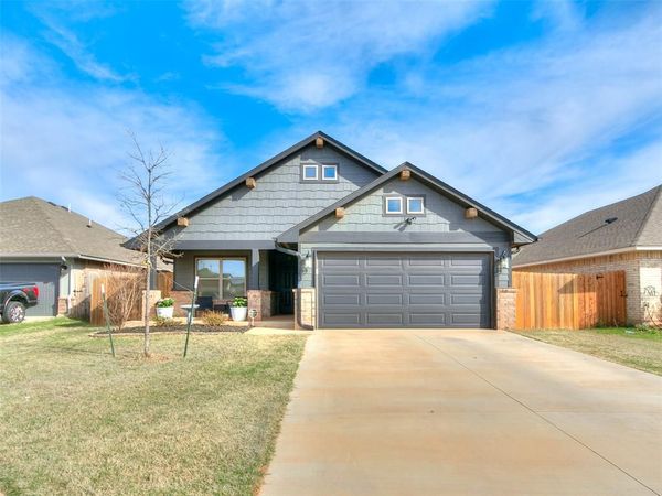 11029 SW 35th Terrace, Yukon, OK 73099