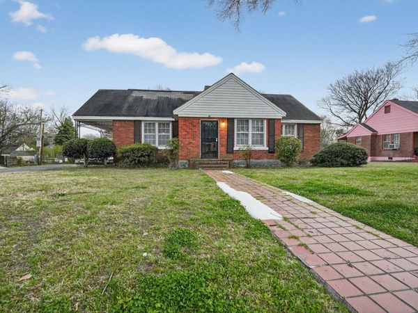 61 E FERNWOOD AVE, Memphis, TN 38109
