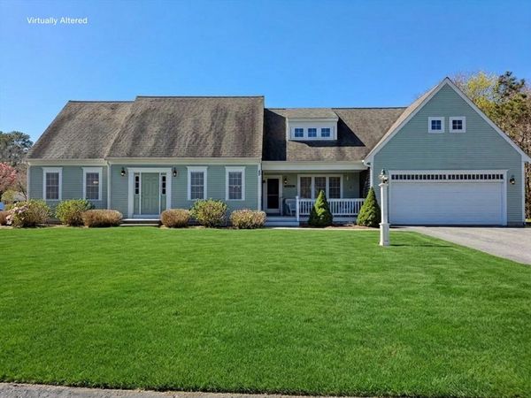 12 Doves Wing Rd, Yarmouth, MA 02664