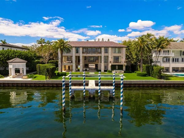 10 Tahiti Beach Island Rd, Coral Gables, FL 33143