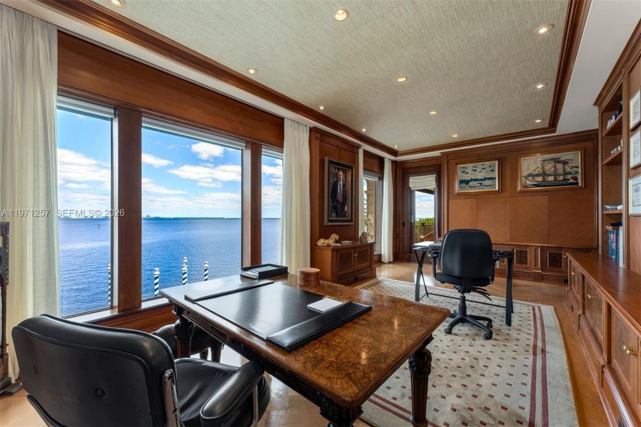 10 Tahiti Beach Island Rd , Coral Gables, FL 33143 Photo