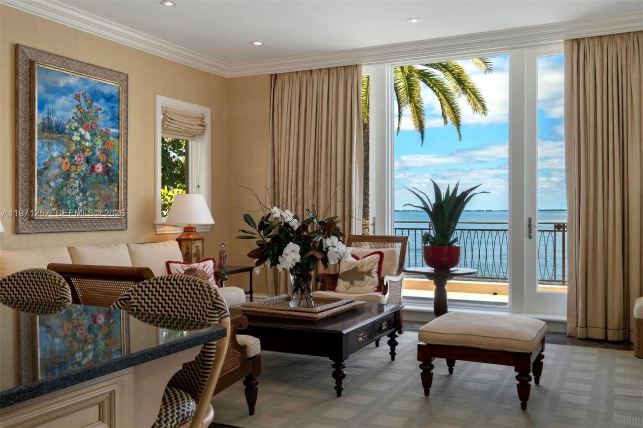 10 Tahiti Beach Island Rd, Coral Gables, FL 33143 Photo