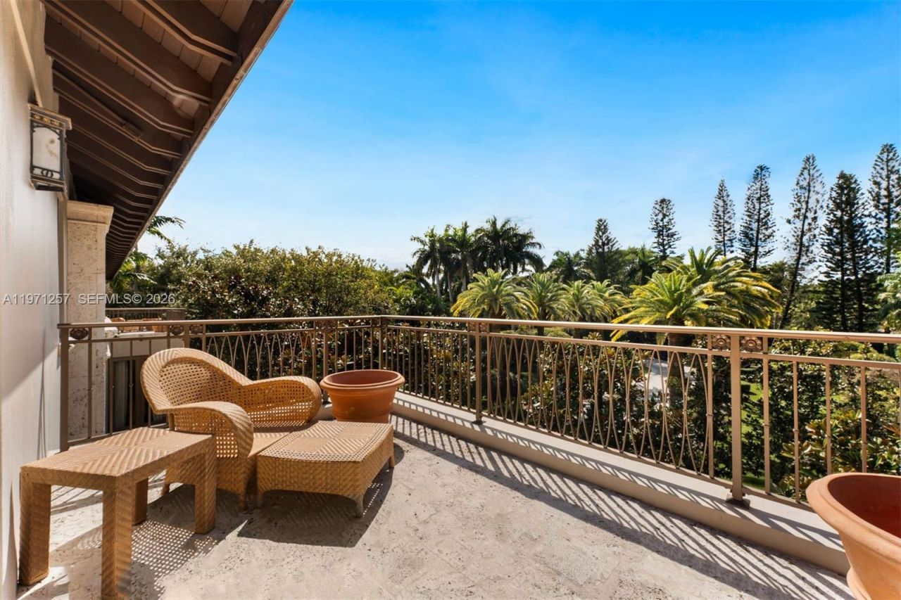 10 Tahiti Beach Island Rd , Coral Gables, FL 33143 Photo