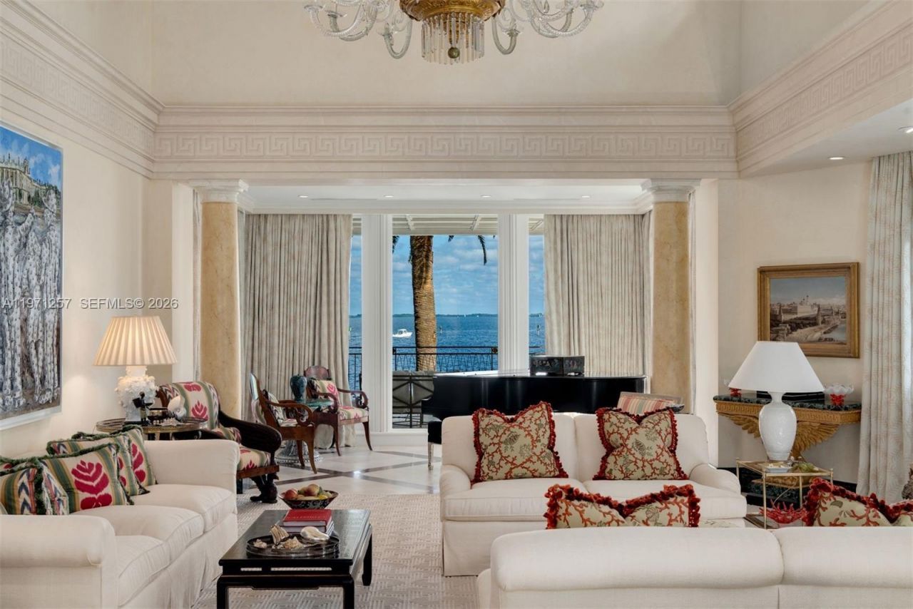 10 Tahiti Beach Island Rd, Coral Gables, FL 33143 Photo