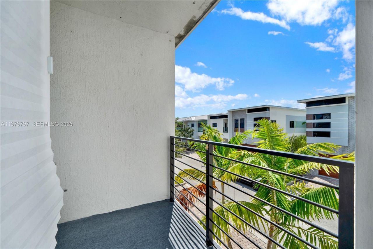 4441 NW 9th St , Plantation, FL 33317 Photo