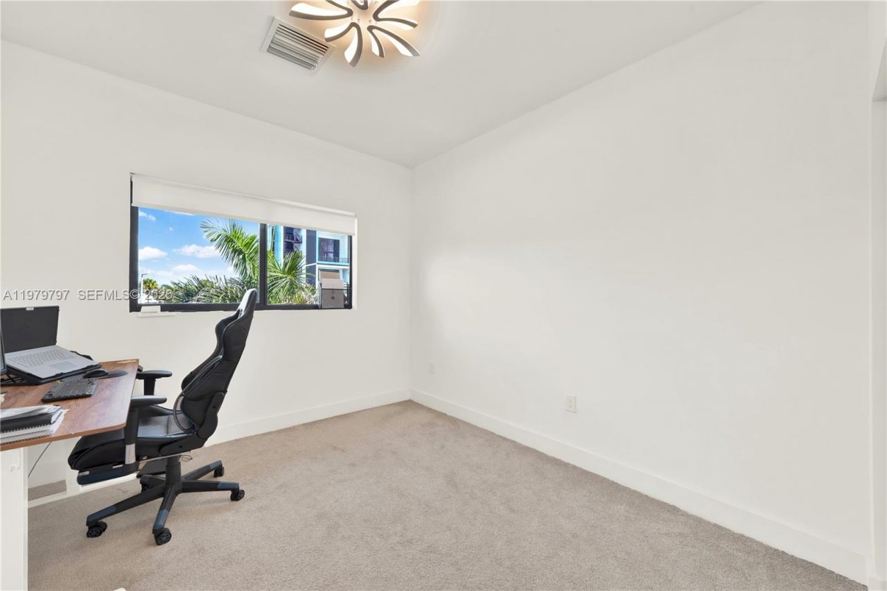 4441 NW 9th St , Plantation, FL 33317 Photo