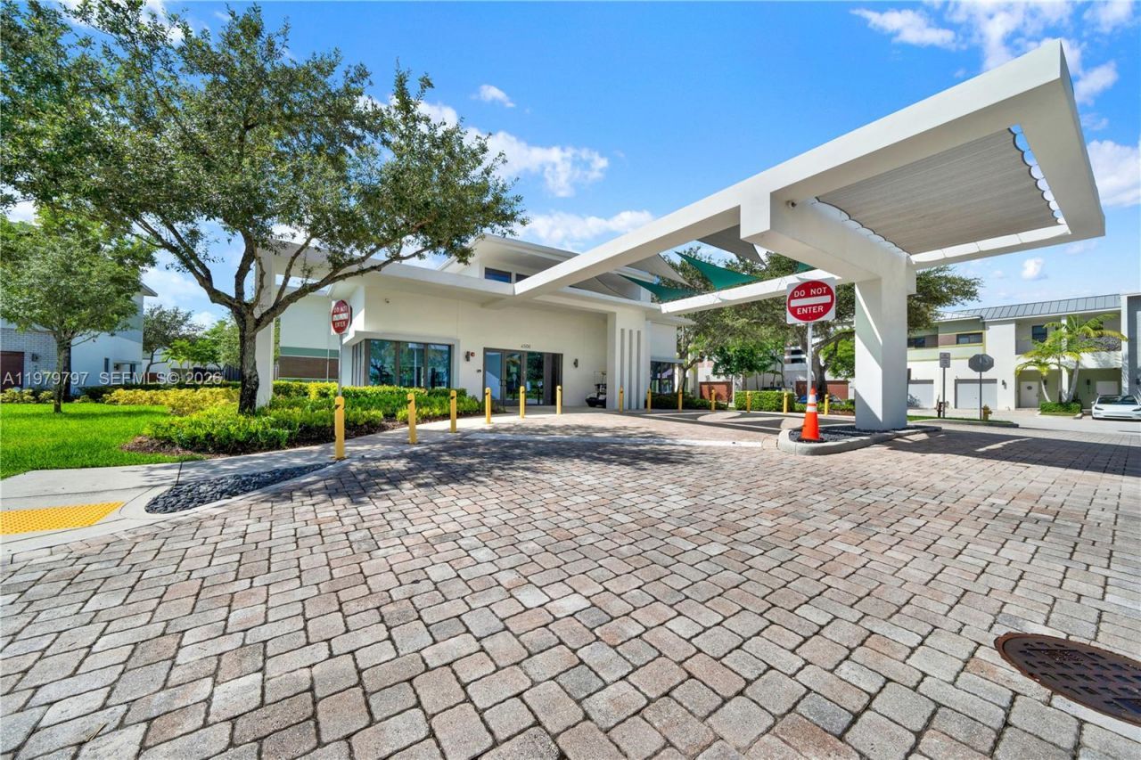 4441 NW 9th St , Plantation, FL 33317 Photo