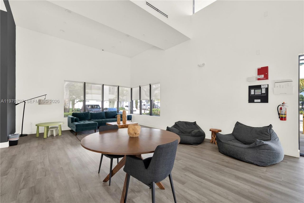 4441 NW 9th St , Plantation, FL 33317 Photo