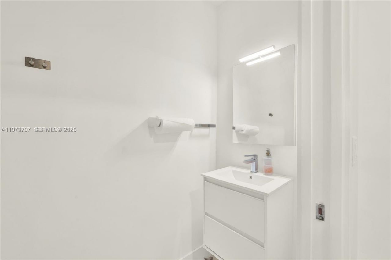 4441 NW 9th St , Plantation, FL 33317 Photo