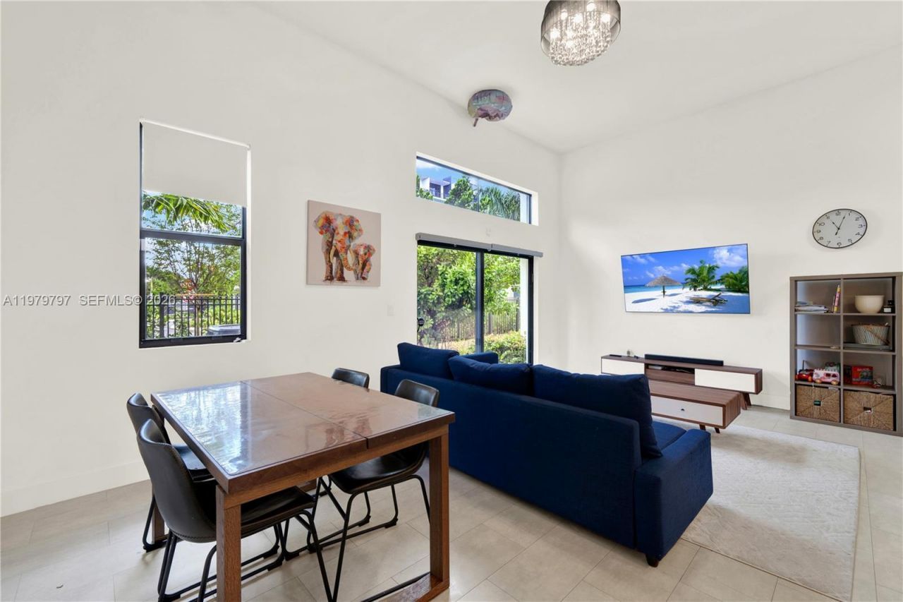 4441 NW 9th St , Plantation, FL 33317 Photo