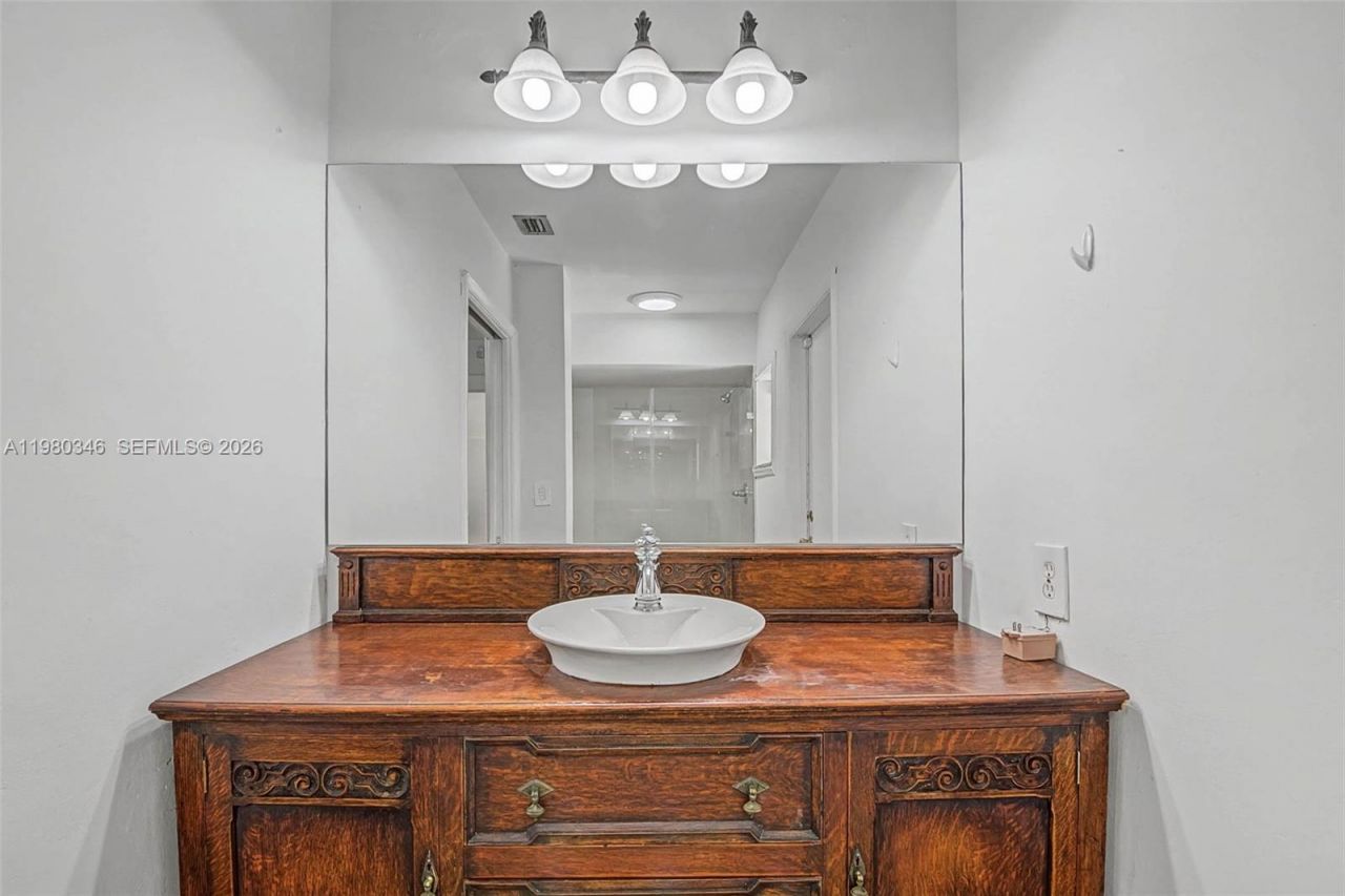 13621 SW 103rd Ave , Miami, FL 33176 Photo