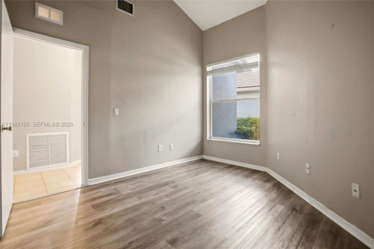 17208 Hampton Blvd, Boca Raton, FL 33496 Photo