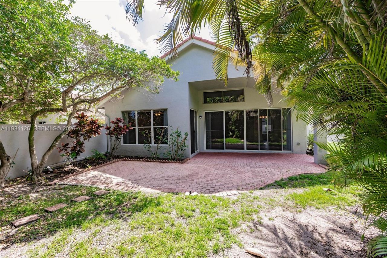 17208 Hampton Blvd, Boca Raton, FL 33496 Photo