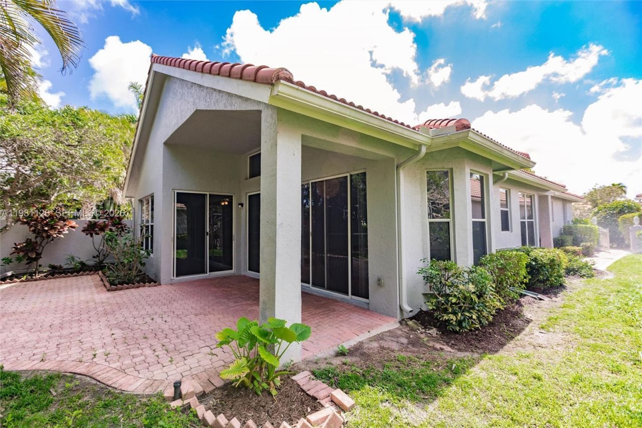 17208 Hampton Blvd, Boca Raton, FL 33496 Photo