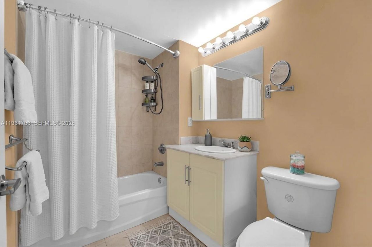 275 NE 18th St, Unit 808, Miami, FL 33132 Photo