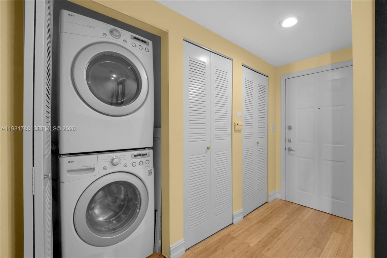 275 NE 18th St, Unit 808, Miami, FL 33132 Photo