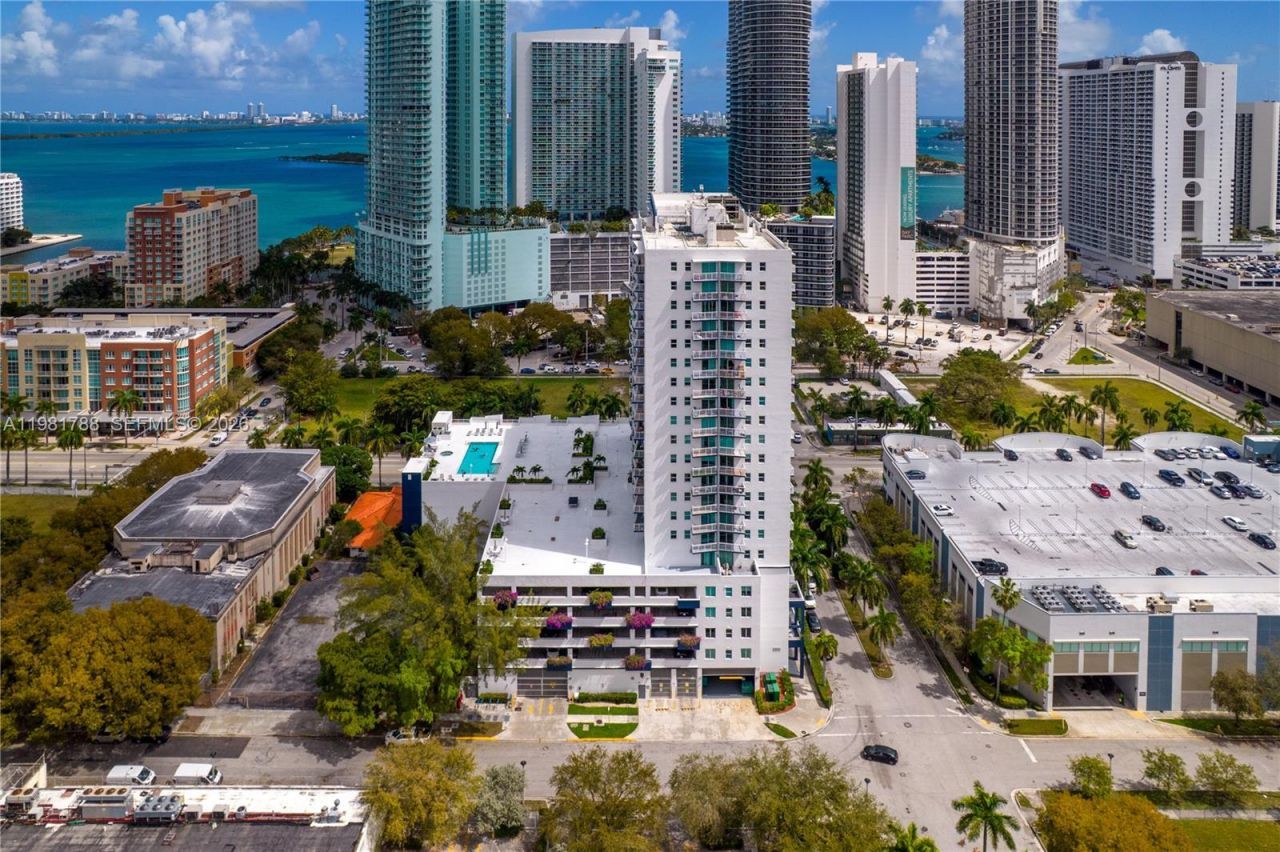 275 NE 18th St, Unit 808, Miami, FL 33132 Photo