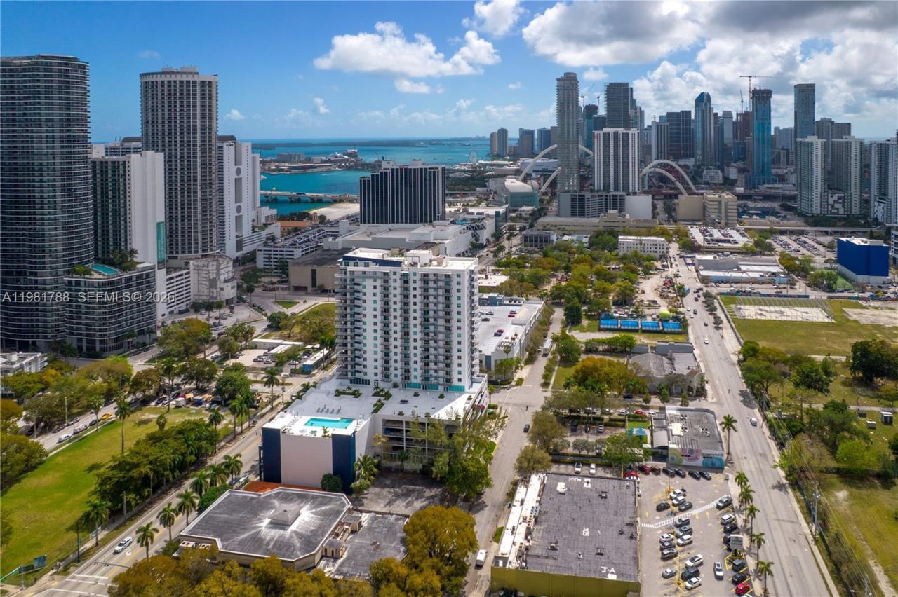 275 NE 18th St, Unit 808, Miami, FL 33132 Photo