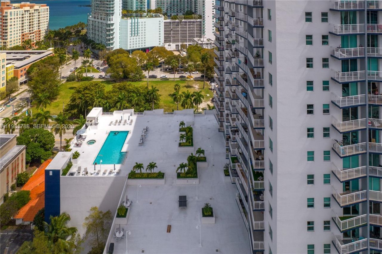 275 NE 18th St, Unit 808, Miami, FL 33132 Photo
