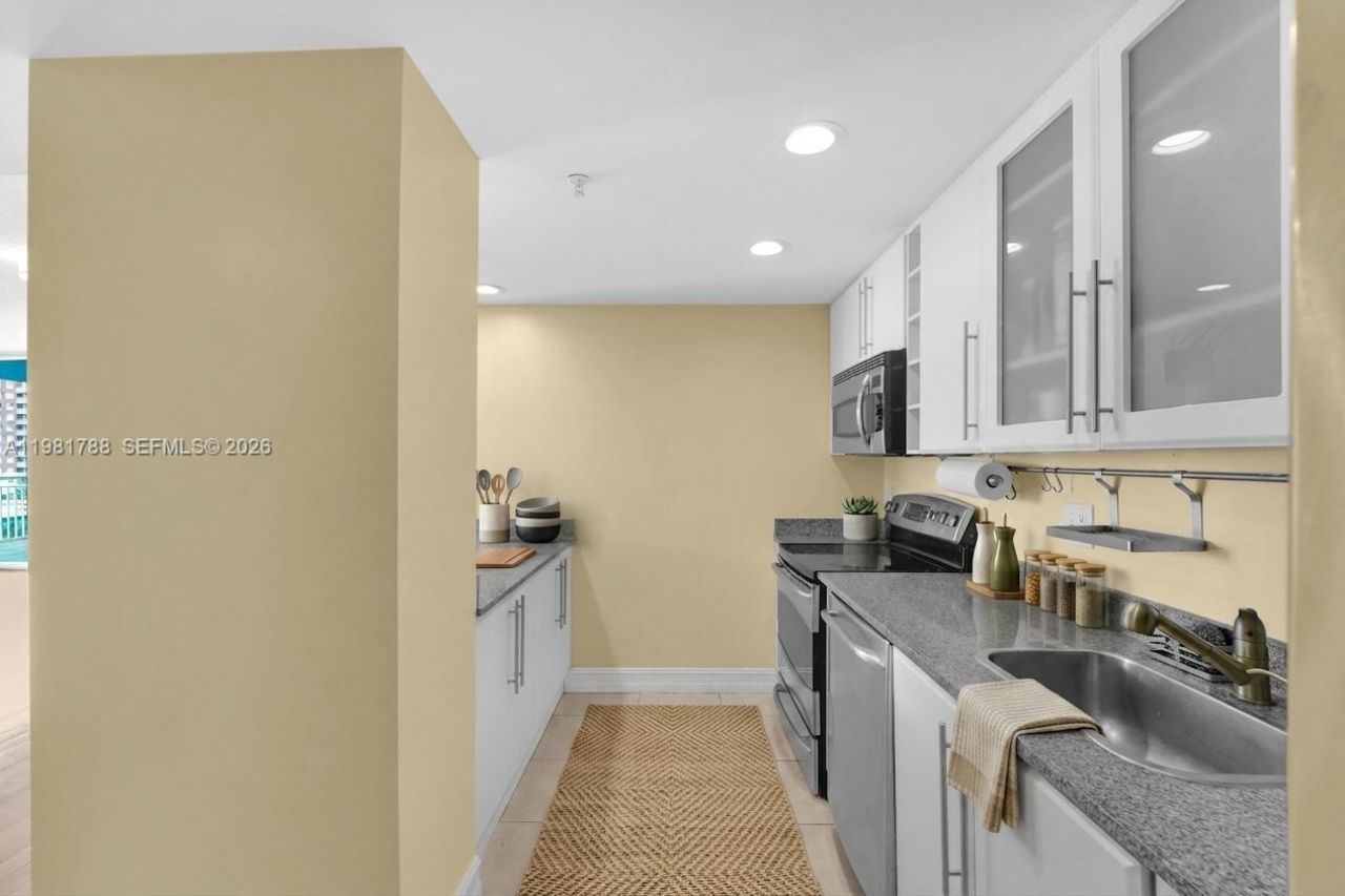 275 NE 18th St, Unit 808, Miami, FL 33132 Photo