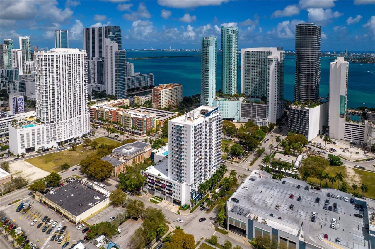 275 NE 18th St, Unit 808, Miami, FL 33132 Photo