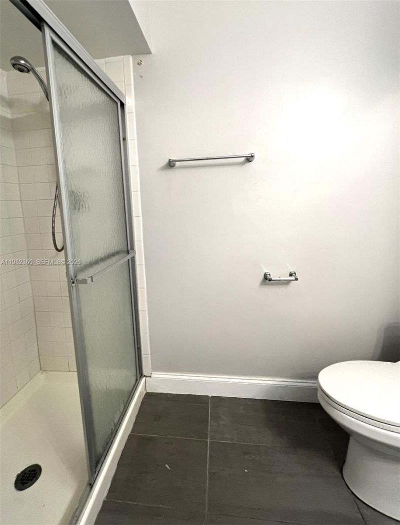 8249 NW 8th Pl, Unit 4, Plantation, FL 33324 Photo