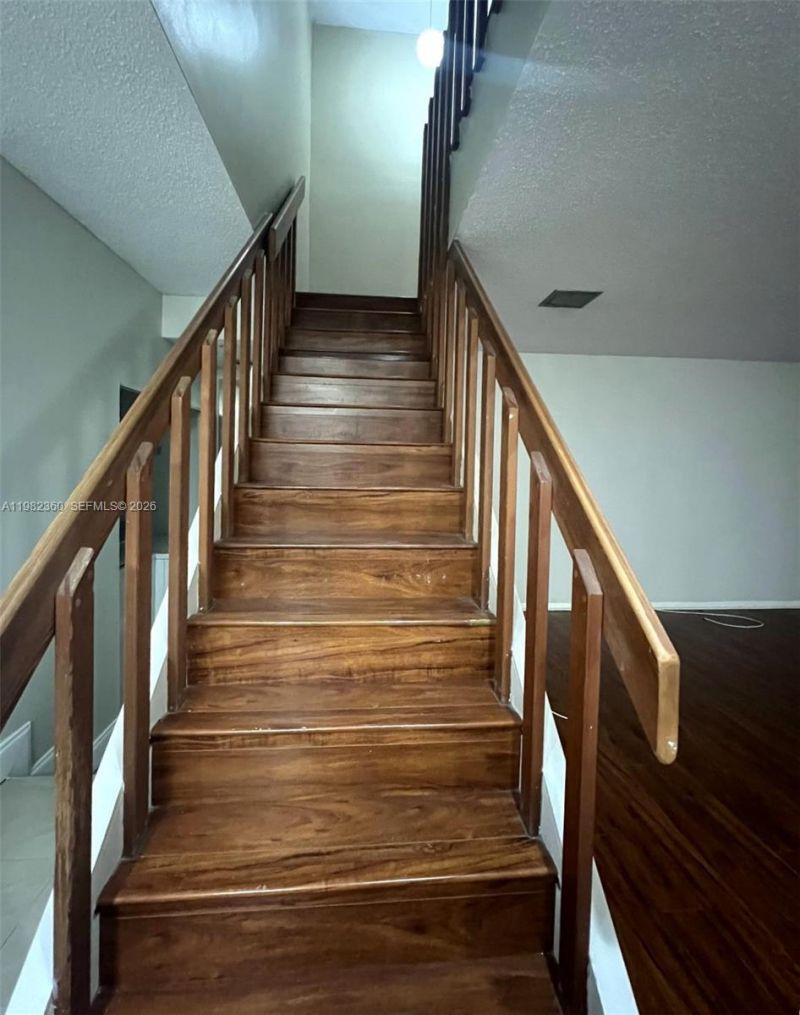 8249 NW 8th Pl, Unit 4, Plantation, FL 33324 Photo