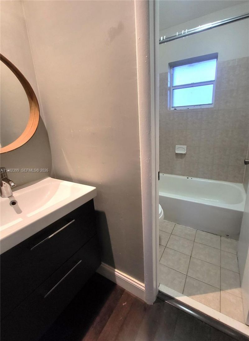 13881 NE 2nd Ct, Unit C6, Miami, FL 33161 Photo