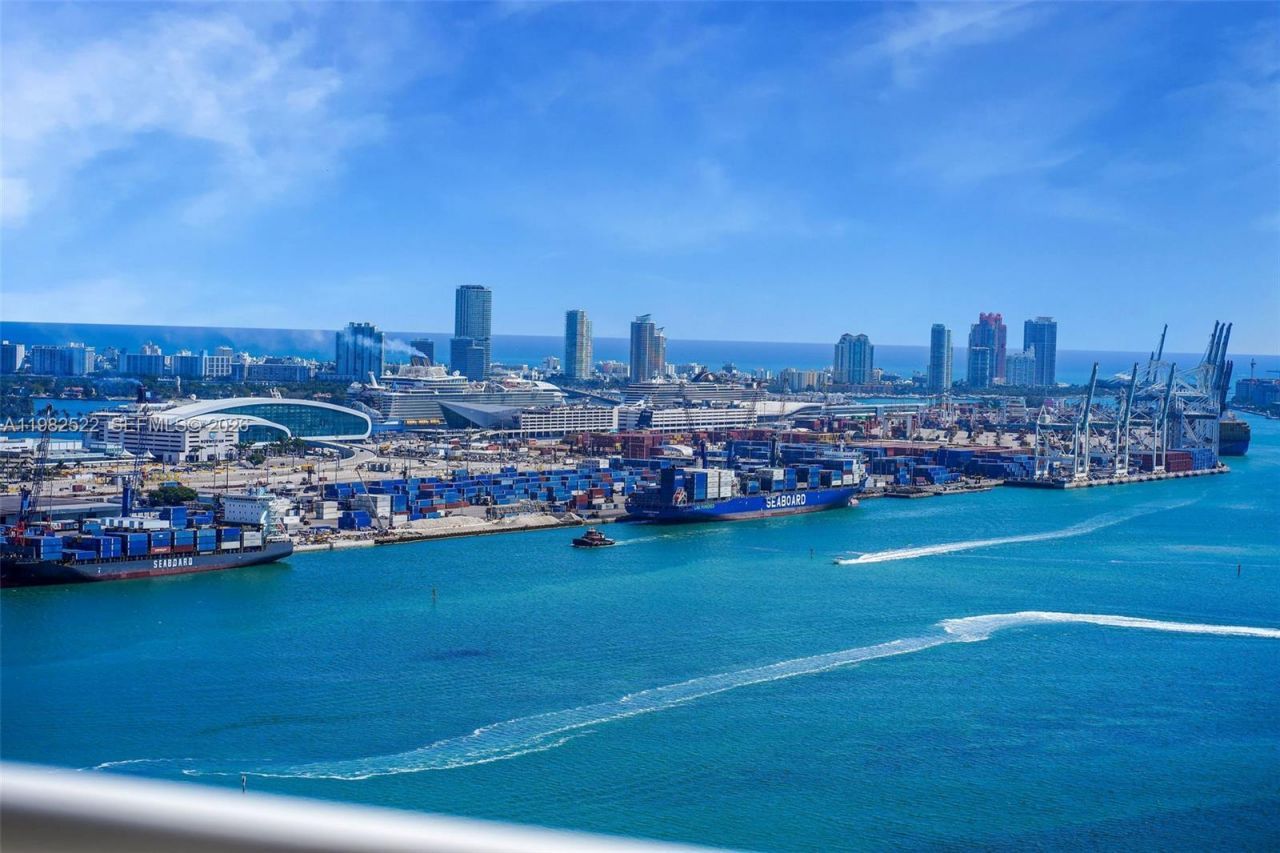 808 Brickell Key Dr , Unit 3702, Miami, FL 33131 Photo