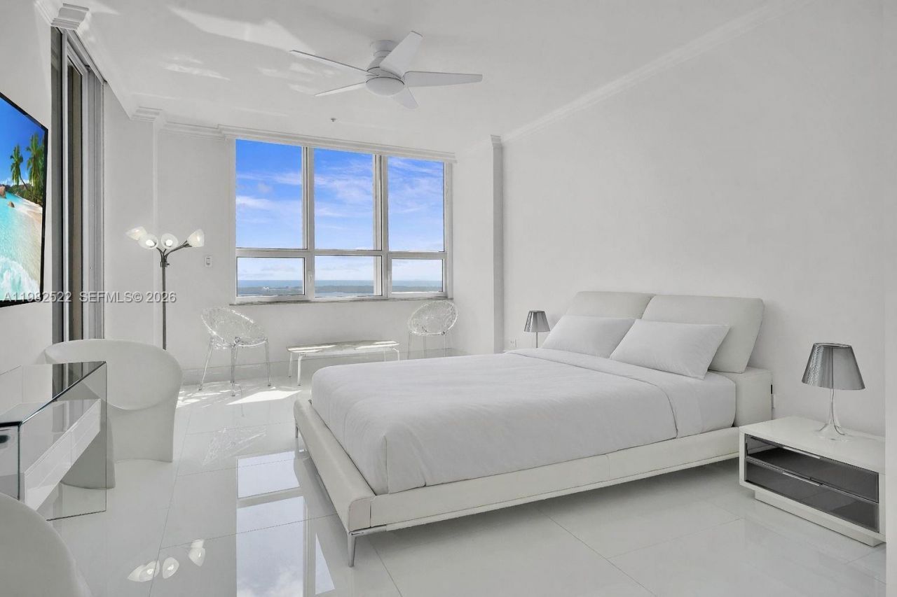 808 Brickell Key Dr , Unit 3702, Miami, FL 33131 Photo