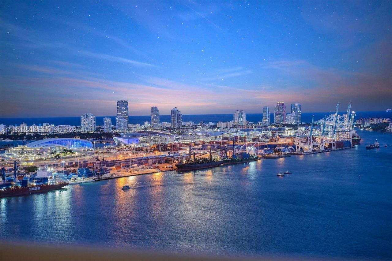 808 Brickell Key Dr , Unit 3702, Miami, FL 33131 Photo