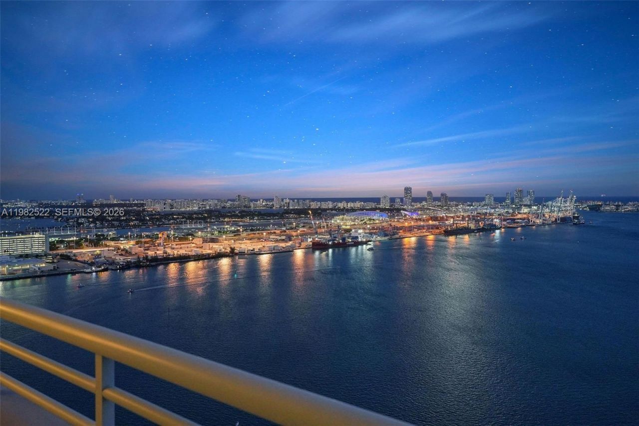 808 Brickell Key Dr , Unit 3702, Miami, FL 33131 Photo