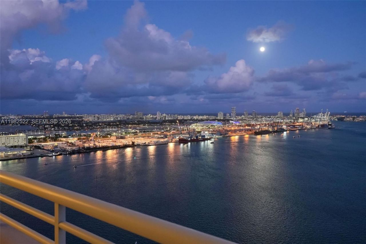 808 Brickell Key Dr , Unit 3702, Miami, FL 33131 Photo