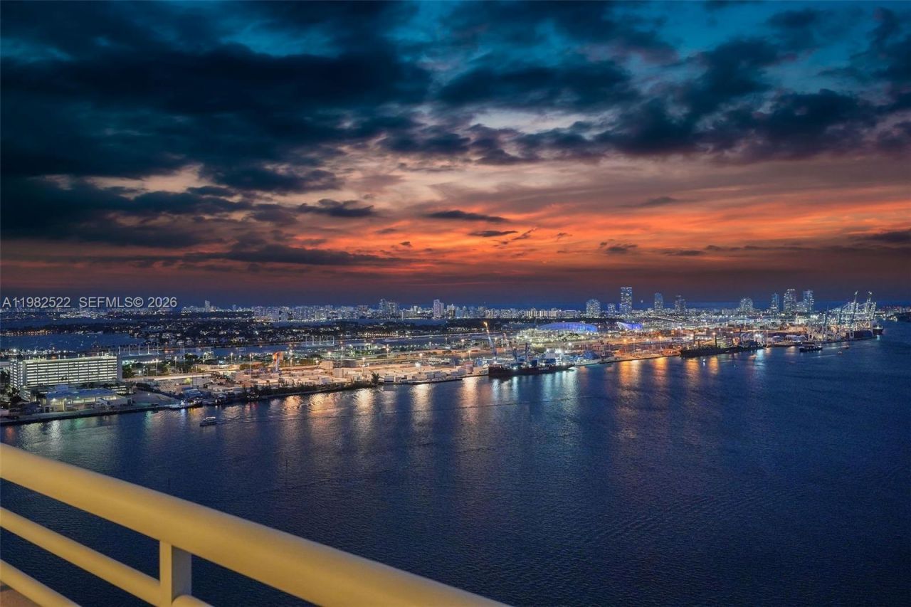 808 Brickell Key Dr , Unit 3702, Miami, FL 33131 Photo