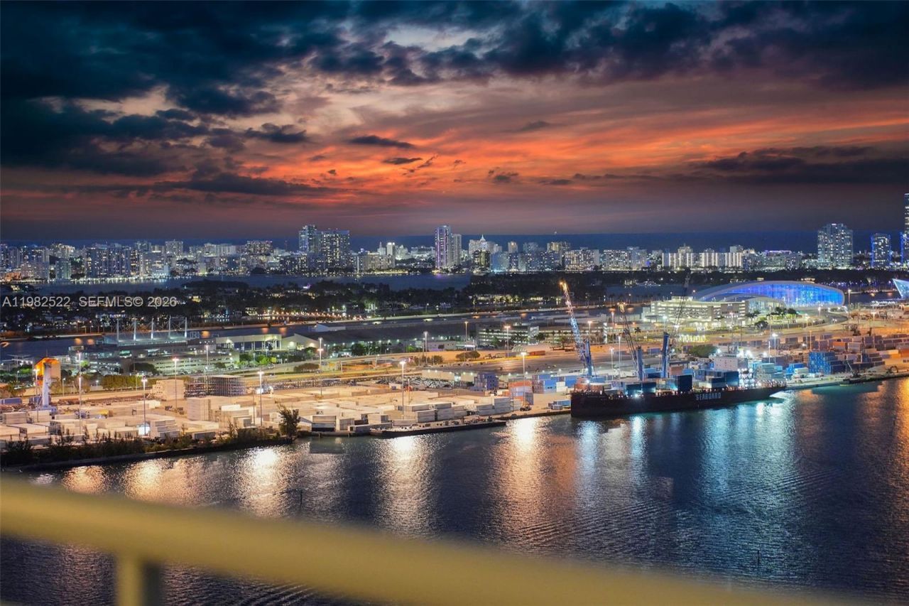 808 Brickell Key Dr , Unit 3702, Miami, FL 33131 Photo