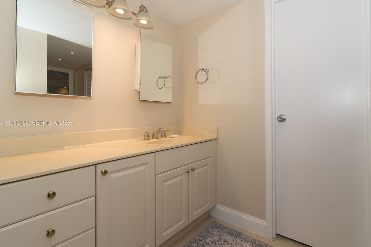 2333 Brickell Ave , Unit 1710, Miami, FL 33129 Photo