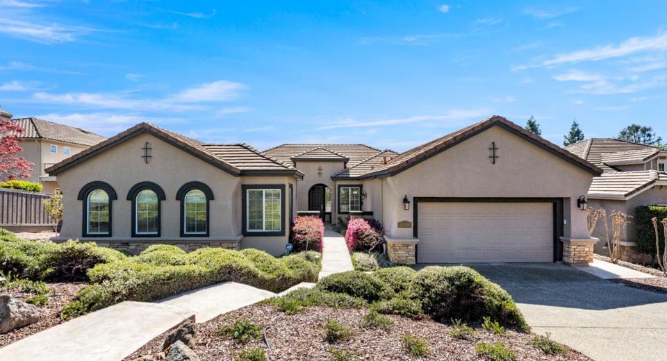 11250 Golden Eagle Dr, Auburn, CA 95602 Photo